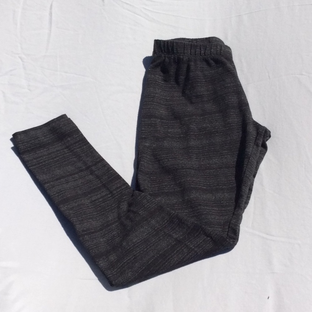 Girls size 10 leggings. Black & gray striped.